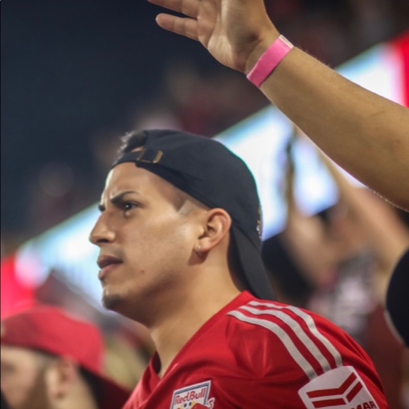 Meet your Posher, Irving - Picture 1 of 1